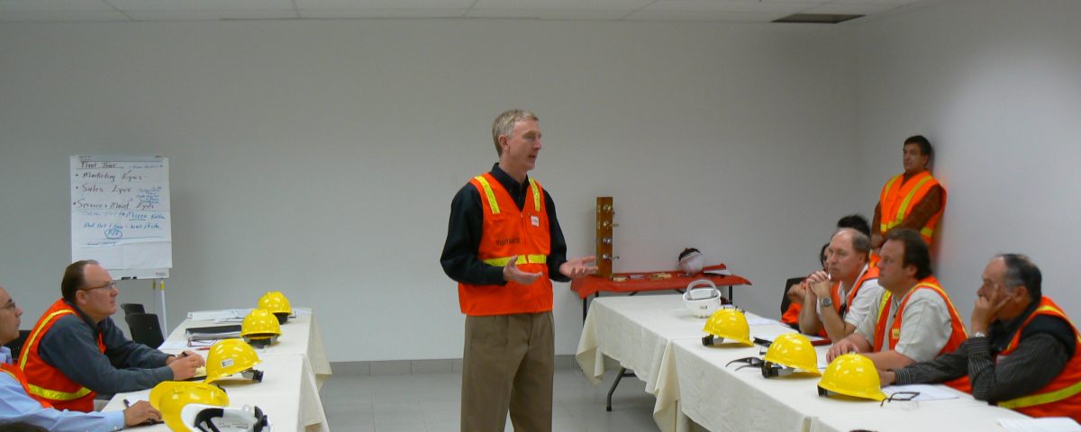 steven-ross-speaking-3